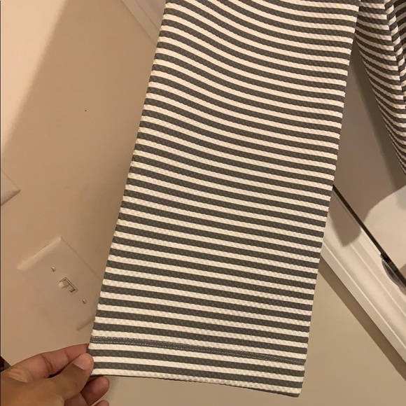 ZARA striped V neck semi cropped top size M - Picture 4 of 5